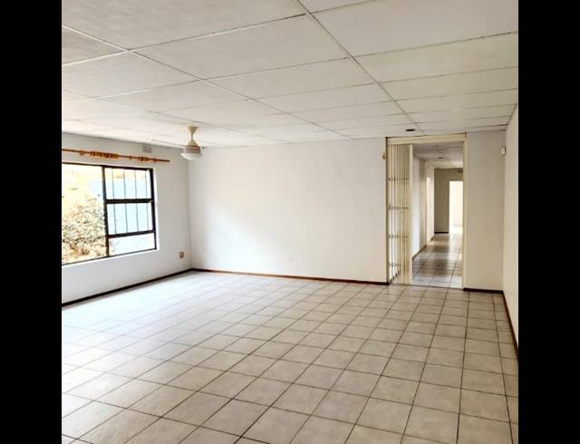 3 BEDROOM HOUSE FOR SALE IN GLEN ANIL
